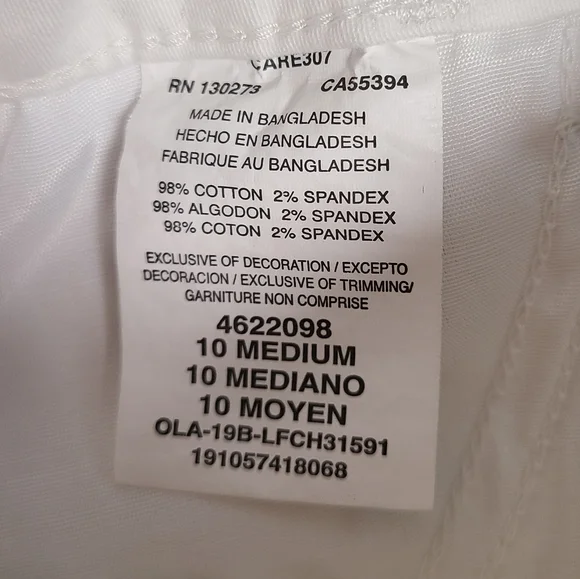 Women's Lee Regular Fit Mid-Rise size 10 white cotton short - Picture 4 of 4